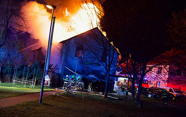 Požár domu s restaurací v Olomouci někdo založil úmyslně, viník se ale nenašel