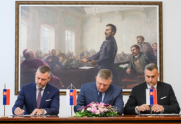 Kdo je a kdo není socdemák? Evropští socialisté vyloučili slovenské strany