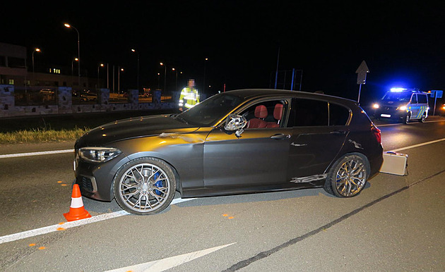 Opilý řidič utekl od nehody, pak dal pěstí policistovi a sprostě nadával