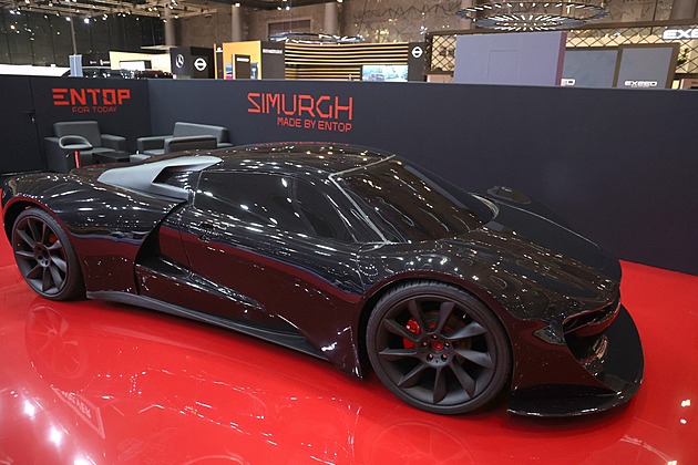 Ženevský autosalon byl na vandru. V režii štědrého sponzora teroristů z Hamásu