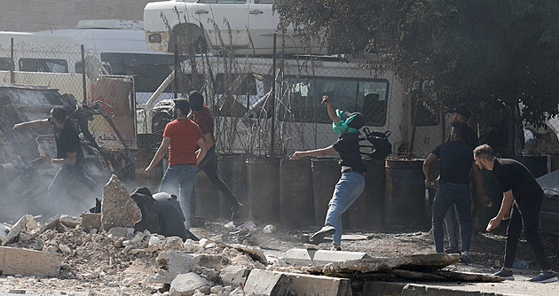 Nejistý svět. Rozšíření konfliktu s Hamásem může zvýšit inflaci