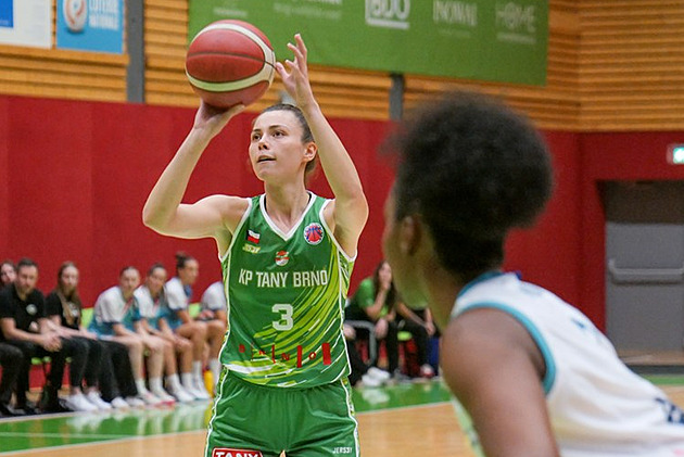 Sérii o bronz zahájily vítězně basketbalistky KP Brno, Hradec srazily v závěru