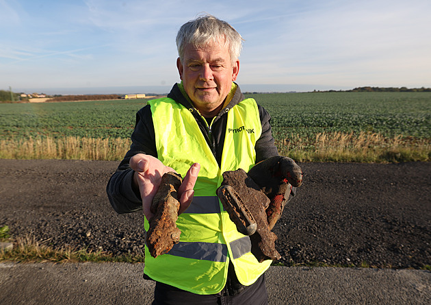 Když pyrotechnici dbají o naše bezpečí na silnicích. Jak probíhá průzkum před velkými stavbami?