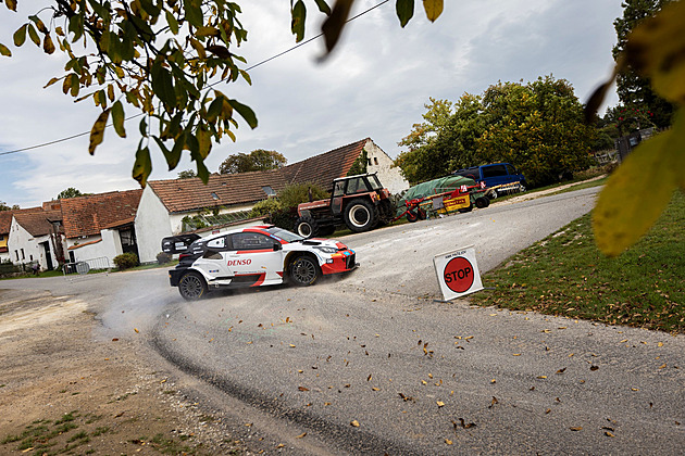 OBRAZEM: (Ne)utajený test. Hvězdy světové rallye se na Šumavě neschovaly