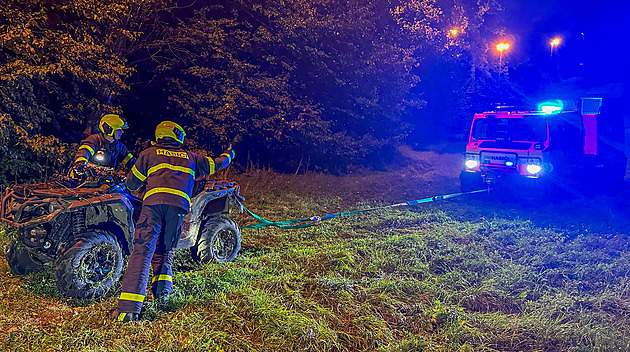 Muž spadl ze čtyřkolky na sjezdovce v Novém Jičíně. Nehodu nepřežil