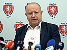 Fotbalové národní mustvo dál povede Jaroslav ilhavý. Museli jsme vyhodnotit...