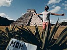 Zícenina mayského msta na mexickém Yucatánském poloostrov. Jonathanovi...