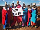Velého pivítání se Jonathanovi dostalo i u Masaj v Tanzanii.