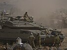 Izraelské tanky jsou rozmístny u hranic s Libanonem. (11. íjna 2023)