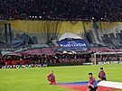 Choreo albánských fanouk ped výkopem domácího zápasu evropské kvalifikace...
