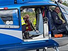 Záchranái k nehod vyslali sanitku a vrtulník. (10. íjna 2023)