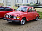 V�stava autoveter�n� p�ed kyn�vartsk�m z�mkem. �v�dsk� SAAB 96 GL.