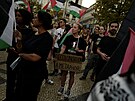 Podporovatelé Palestiny na protestu v Lisabonu (9. íjna 2023)