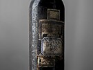 Pvodní láhev rumu z roku 1760 picestovala z Jamajky do Evropy v roce 1878. V...