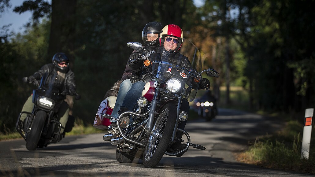 Motocykly Harley-Davidson se vyrábjí od roku 1903 do souasnosti. V esku má...