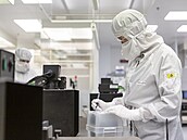 Výroba polovodi�� v �istém prost�edí