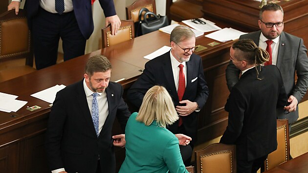 Projedn�v�n� n�vrhu ned�v�ry vl�d�. (18. ��jna 2023)