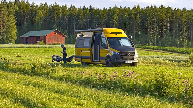 Finsko, oblast jezera Saimaa � Falcova prvn� noc ve Finsku � �ervenec 2023