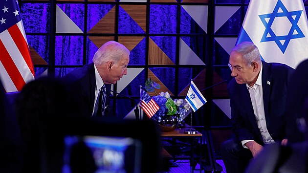 Prezident USA Joe Biden piletl do Tel Avivu. Krom izraelskch politik se Biden setk i s pbuznmi unesench Hamsem. (18. jna 2023)
