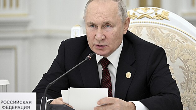 Rusk prezident Vladimir Putin hovo na zasedn Spoleenstv nezvislch stt v kyrgyzskm Bikeku. (13. jna 2023)