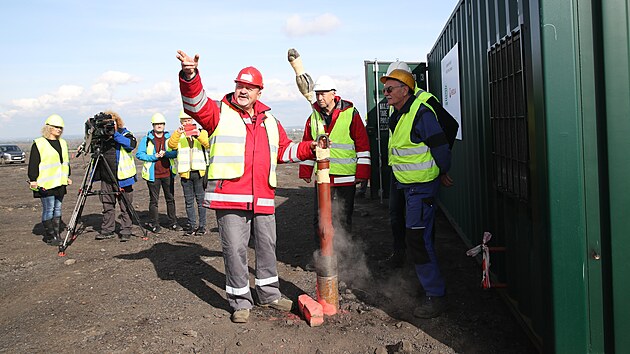 V Ostrav� testuj� vyu�it� tepla z termicky aktivn� haldy v He�manic�ch, kter� pat�� k nejv�t��m poz�statk�m t�by uhl� u n�s.