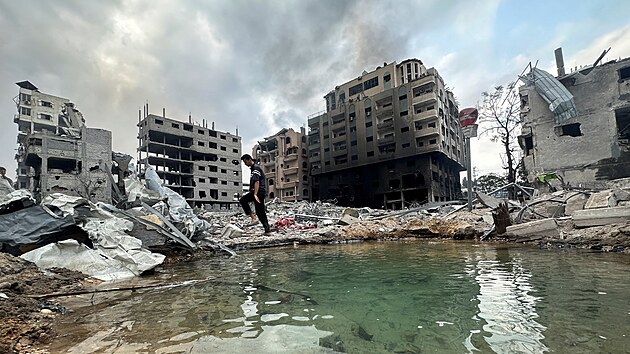 Znien budovy po izraelskch derech na Gazu (10. jna 2023)