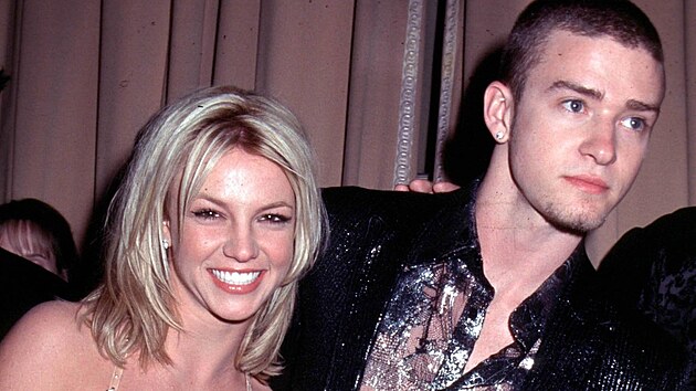 Britney Spears a Justin Timberlake (Los Angeles, 4. ledna 2001)