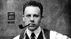 Mladý Paul Strand na fotografii svého mentora Alfreda Stieglitze (1917)