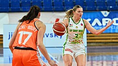 Petra Malíková (vpravo) z Brna a Sarah Michel Boury z týmu Tango Bourges