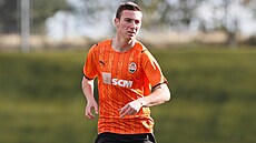 Ukrajinský fotbalista Oleksandr Rosputko v dresu �achtaru Don�ck.