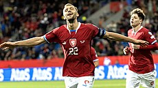Kapitán fotbalové reprezentace Tomá Souek se raduje z gólu v kvalifikaci...