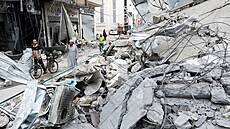 Zničené budovy po izraelských úderech na Gazu (10. října 2023)