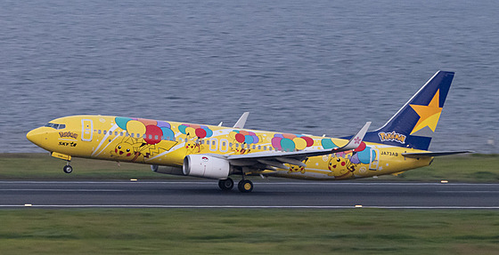 Japonské nízkonákladové aerolinky vyzdobily svj Boeing 737 ve stylu pokemon. ...