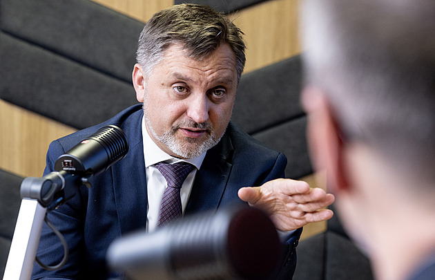 Rafaj: Vyhrál antiimigrační populismus, ale pracovníky z ciziny Česko potřebuje