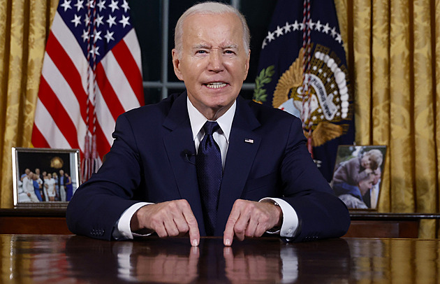 Hamás a Putin chtějí zničit sousední demokracie, USA to nedopustí, řekl Biden