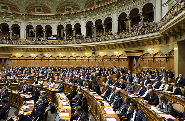 Volby ve Švýcarsku opět vyhráli nacionální konzervativci. Zelení jsou zklamaní