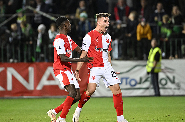 Bohemians - Slavia 0:2, góly Tomiče s Chytilem, pohodlná výhra a první místo