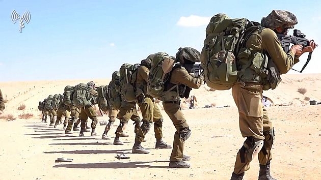 Pozemní invaze Izraelců do Gazy je na spadnutí, tvrdí bezpečnostní analytik. Jaké strasti je v baště Hamásu čekají?