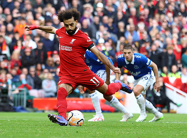 ONLINE: Salah spasil Liverpool v derby, hrají Manchester City či Newcastle