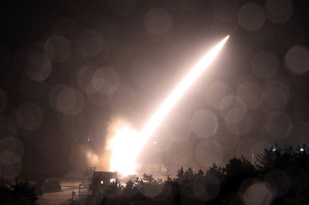 Rakety ATACMS jsou stěžejní, ale Rusové se mohli připravit, míní analytici