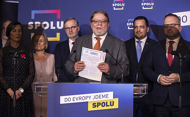 Evropský test soudržnosti koalice Spolu. Jak ovlivní volby v EU i v Americe českou zahraniční politiku?