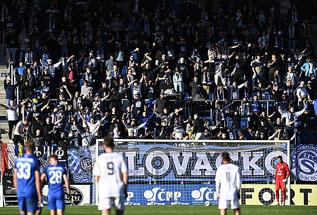 Slavnost bez výhry. Vedle legend klubu jsem si připadal starý, smál se Kadlec