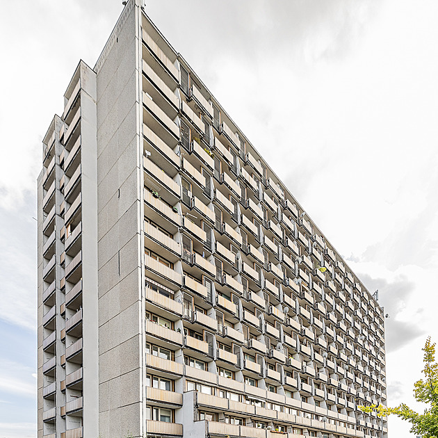 trnáctipatrový dm senior Harmonie I na hradecké Beneov tíd se potýká s...