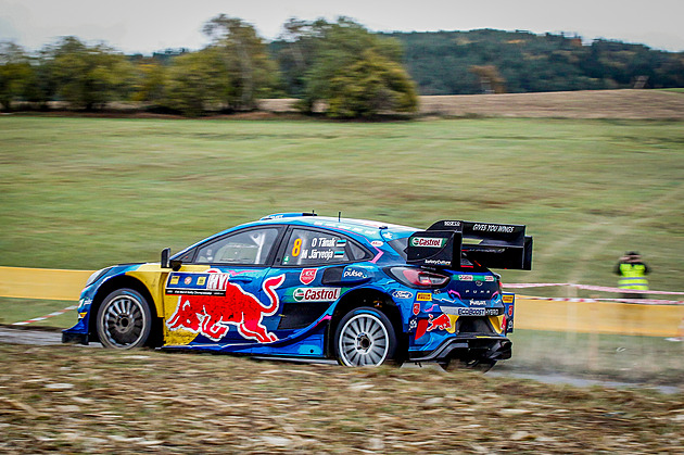 Nadšený Cais zvládl i šílené podmínky. Na českých tratích si dojel pro stříbro