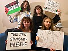 Greta Thunbergová dala na sociální síti najevo podporu Pásmu Gazy. (20. íjna...
