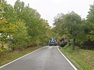 Dva traktory se srazily na silnici mezi obcemi Dobev a Kestany.