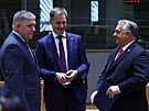 Slovenský premiér Robert Fico a jeho maarský a belgický protjek Viktor Orbán...