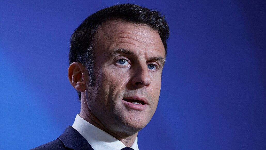 Francouzský prezident Emmanuel Macron se účastní  summitu lídrů Evropské unie v...