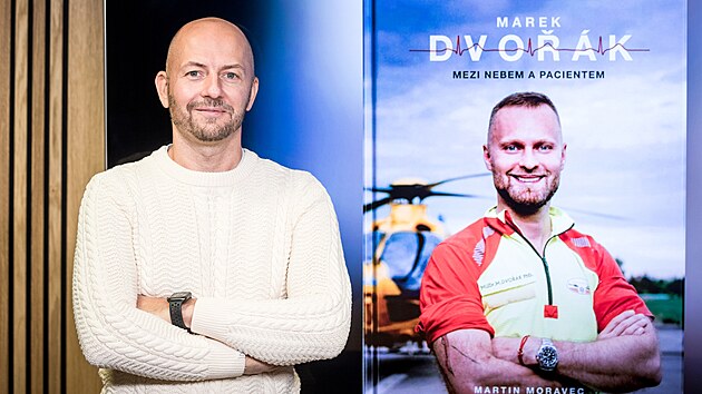 Hosty po�adu Rozst�el jsou novin�� Martin Moravec (na sn�mku) a z�chran�� a influencer Marek Dvo��k.