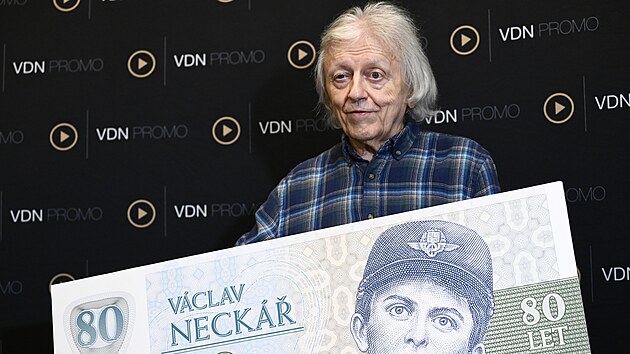Vclav Neck na tiskov konferenci k uveden pamtn bankovky